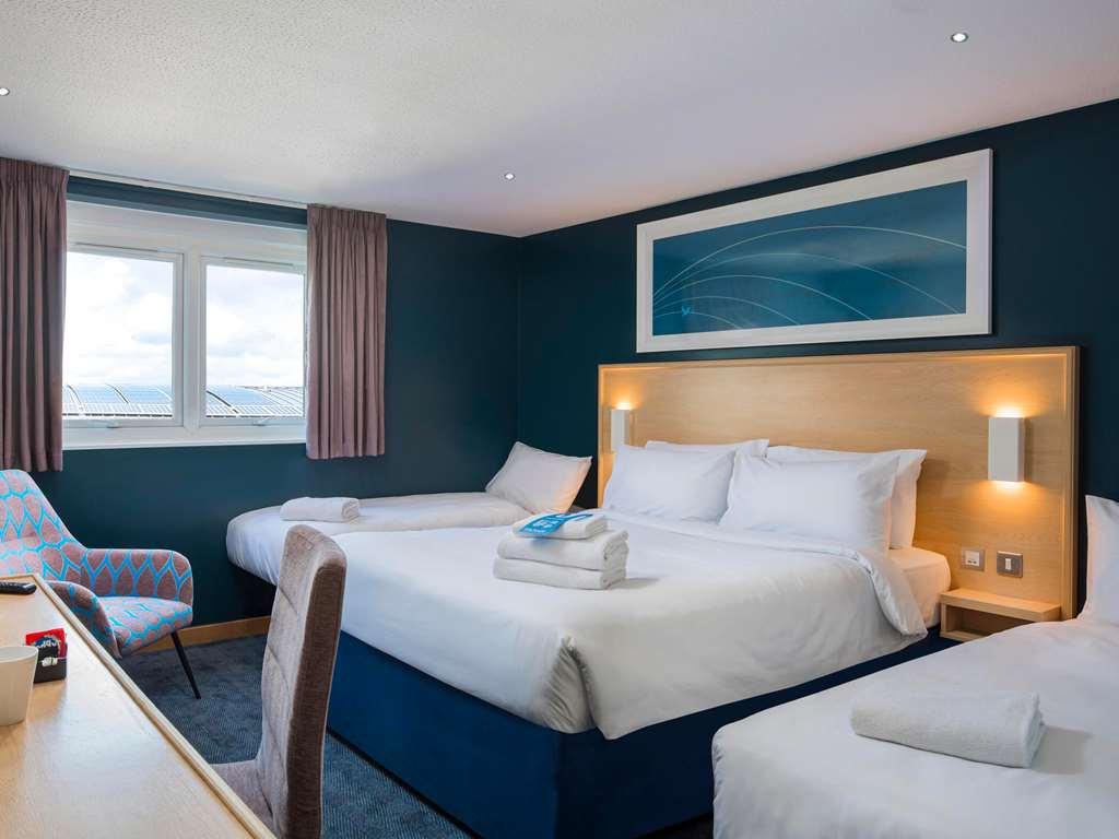 Travelodge Bath Central 部屋 写真
